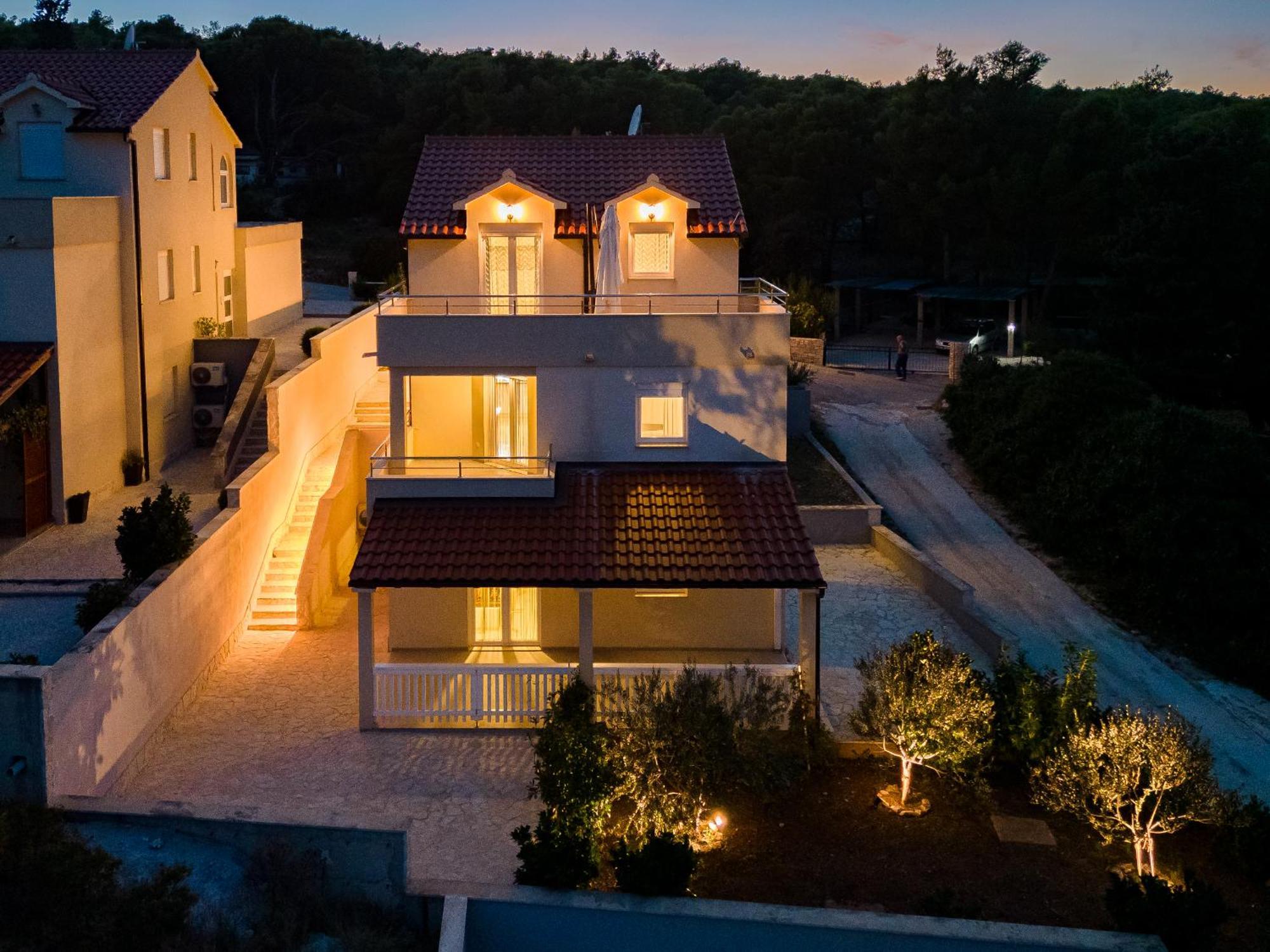 Villa Zdenka Милна Экстерьер фото